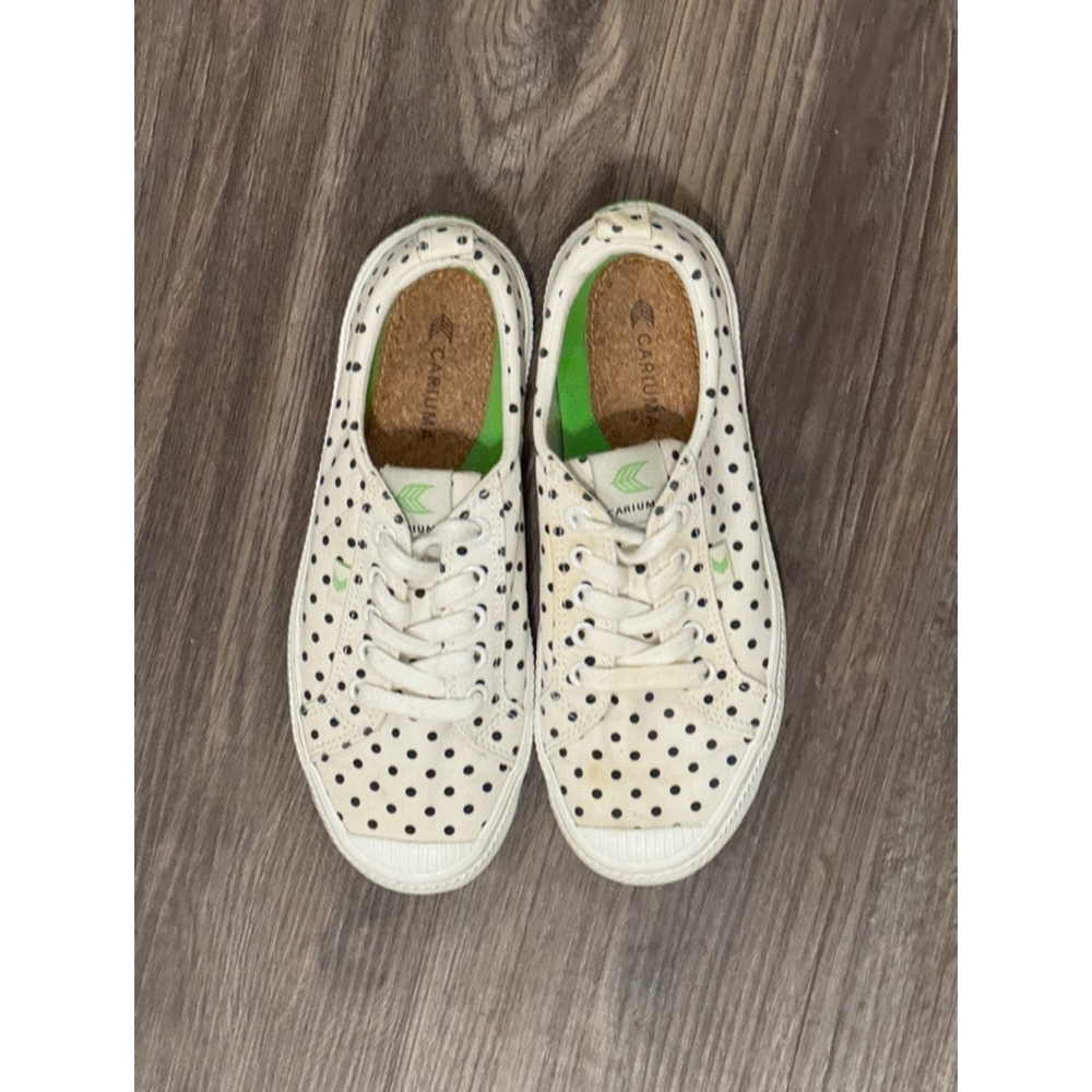Cariuma OCA Low Polka Dot Canvas Sneakers White/Black Size 7.5W/6M​​​ - Picture 9 of 11